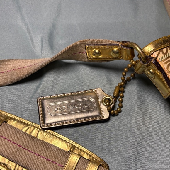 Coach Parker Op Art Swingpack - Gold Metallic Graffiti Logo Crossbody - Picture 4 of 10